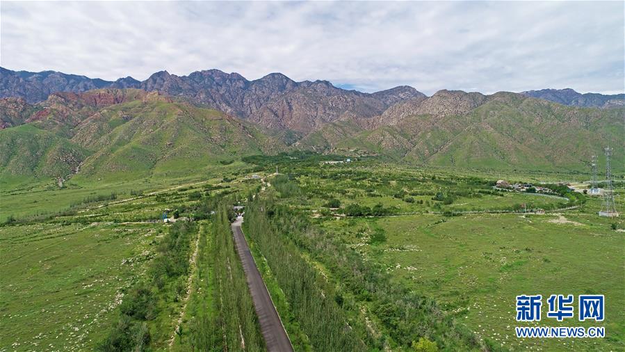 （壯麗70年·奮斗新時(shí)代——共和國發(fā)展成就巡禮·圖文互動(dòng)）（9）生態(tài)美、百姓富——品讀嶄新“寧夏畫卷”