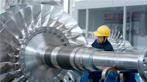 乘勢(shì)而上把握新時(shí)代追趕超越關(guān)鍵期——專訪全國(guó)人大代表、西安市市長(zhǎng)李明遠(yuǎn)_fororder_圖片7