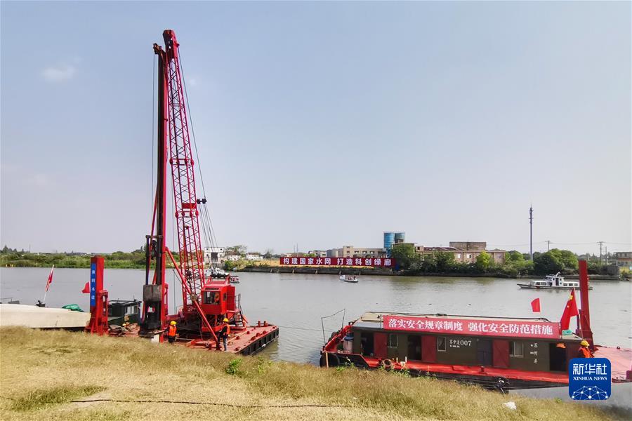 （圖文互動）（11）“中國經(jīng)濟發(fā)展前景一定會更加光明”——習近平總書記引領統(tǒng)籌推進高質量發(fā)展和高水平安全述評